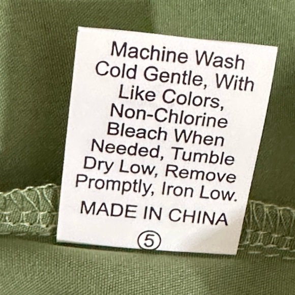 Shein sz med tunic boho style slightly oversized green with eyelet umpire waist - Picture 14 of 14